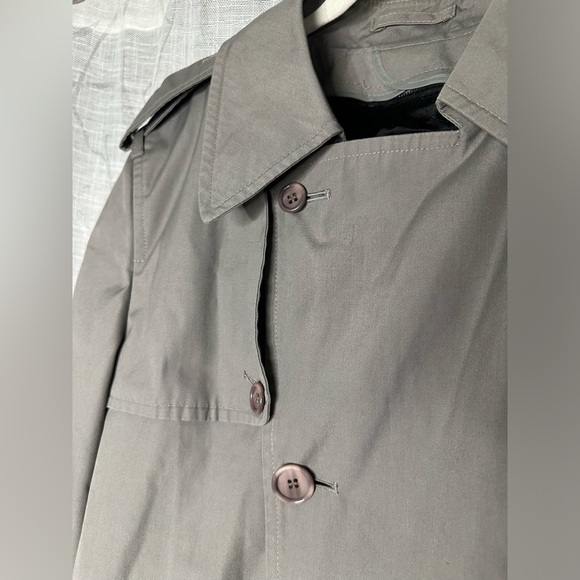 London Fog Trench Coat, 38 Reg; Vintage Trendy & Universal EUC - Picture 9 of 15
